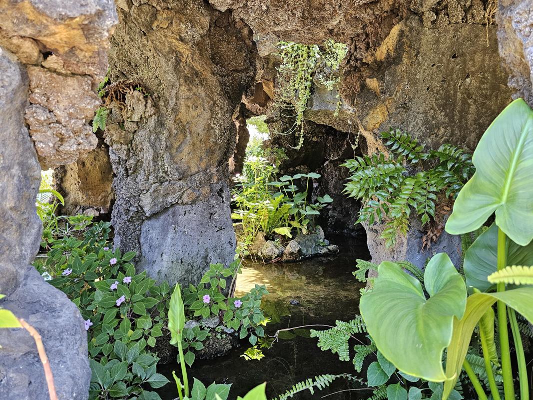 Grotten