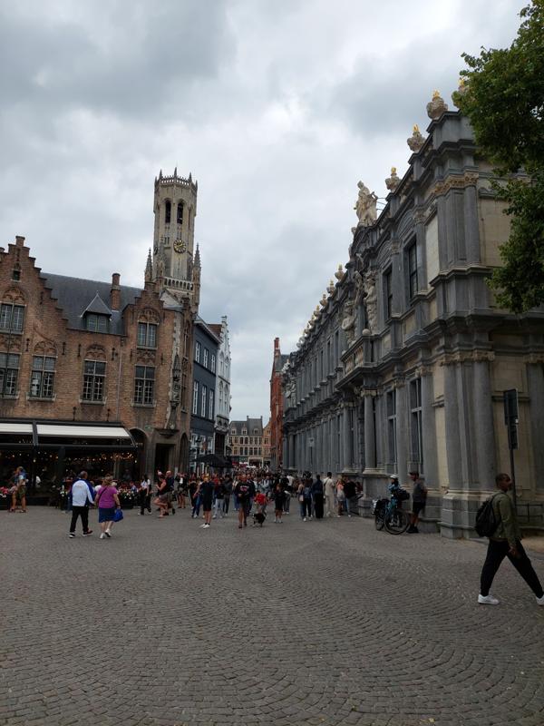 Auf dem Weg zum Marktplatz